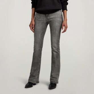 3301 Utsvängda Jeans