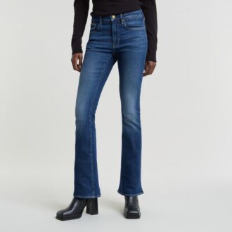 3301 Utsvängda Jeans