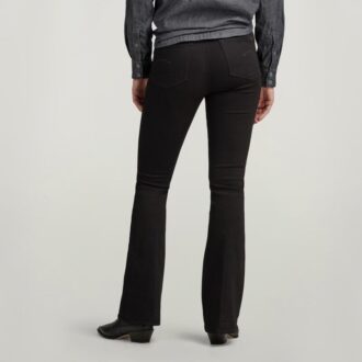 3301 Utsvängda Jeans