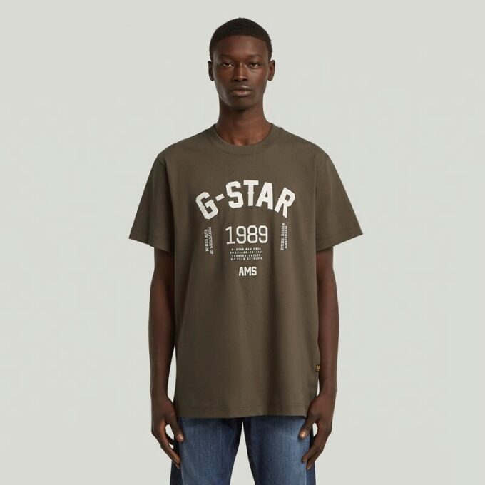 89 Back Graphic Loose T-shirt 89 Back Graphic Loose T-shirt