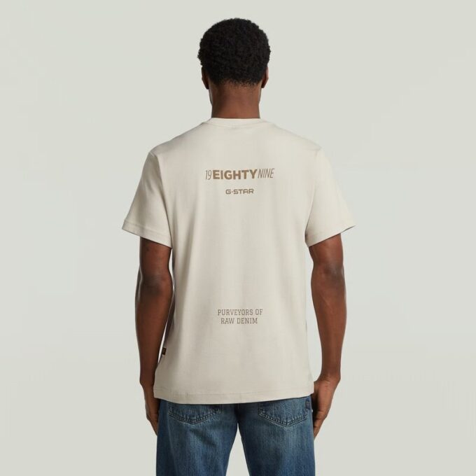 89 Back Graphic Loose T-shirt 89 Back Graphic Loose T-shirt