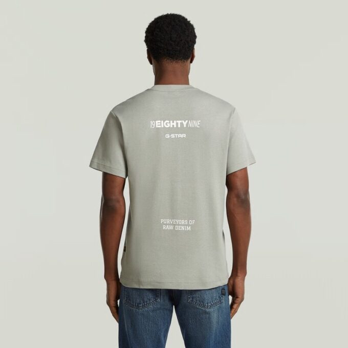 89 Back Graphic Loose T-shirt 89 Back Graphic Loose T-shirt