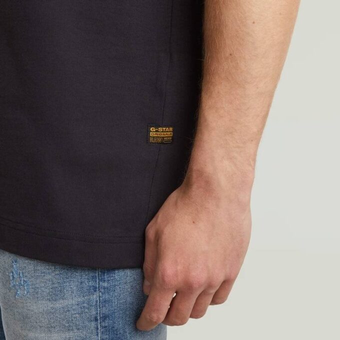 89 Back Graphic Loose T-shirt 89 Back Graphic Loose T-shirt