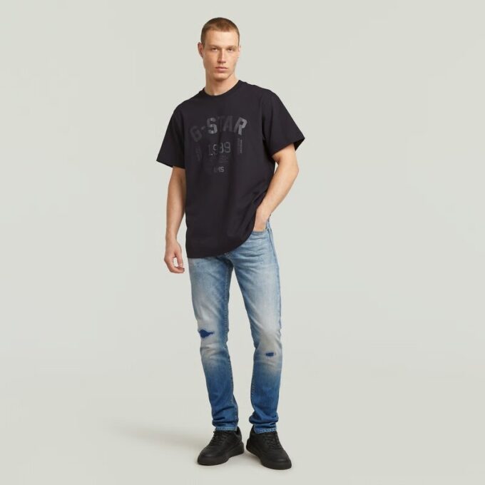 89 Back Graphic Loose T-shirt 89 Back Graphic Loose T-shirt