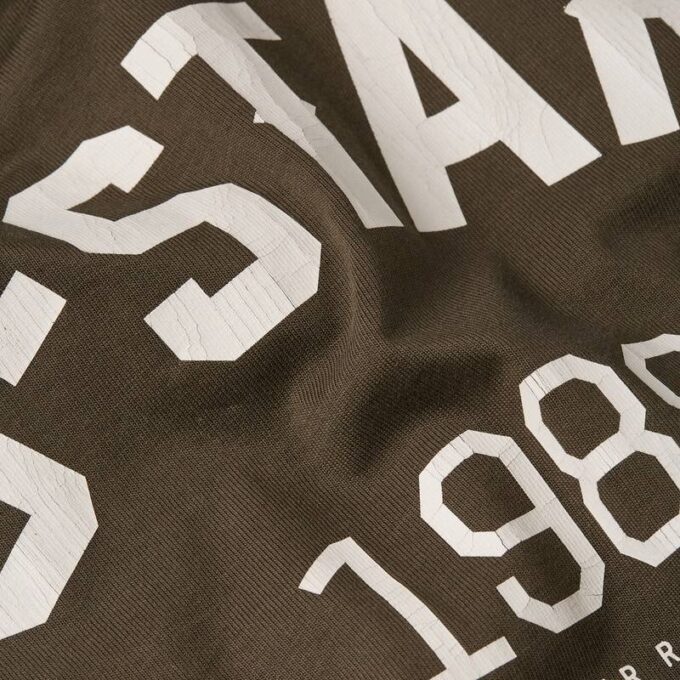 89 Back Graphic Loose T-shirt 89 Back Graphic Loose T-shirt