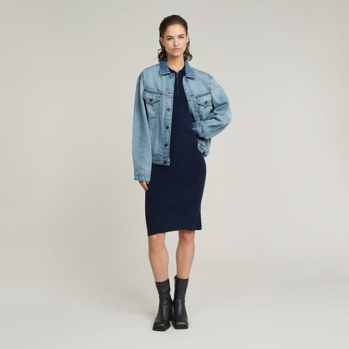 Avslappnad jeansjacka Avslappnad jeansjacka