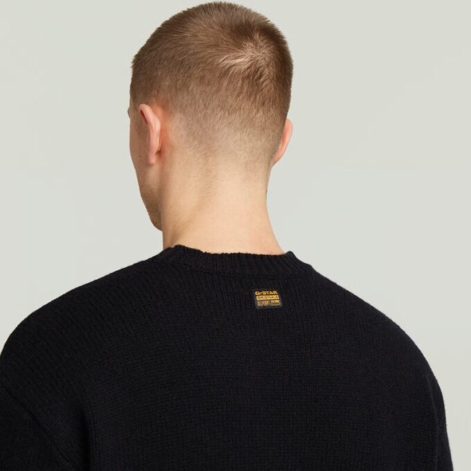 Avslappnad stickad tröja med G-logotyp Avslappnad stickad tröja med G-logotyp