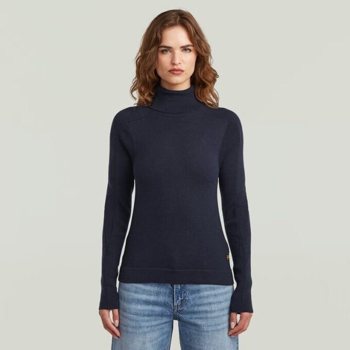Core Turtle Slim Knit Core Turtle Slim Knit