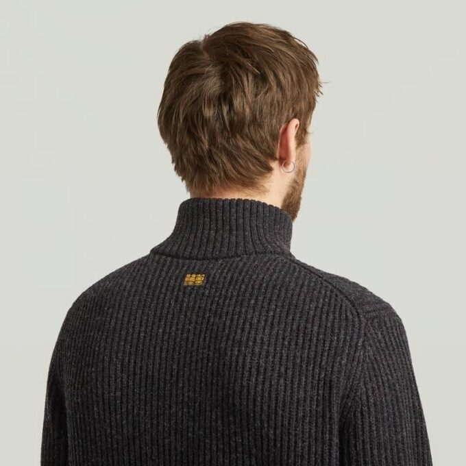 Essential Half Zip Stickad Essential Half Zip Stickad