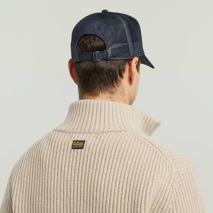 Essential Half Zip Stickad Essential Half Zip Stickad