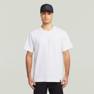 Essential T-shirt Essential T-shirt