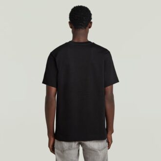 Essential T-shirt Essential T-shirt