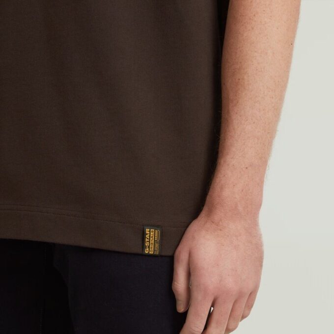 Essential T-shirt Essential T-shirt