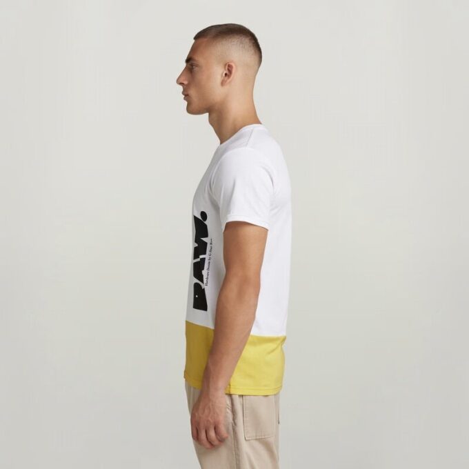 Färgblock RAW. T-shirt Färgblock RAW. T-shirt