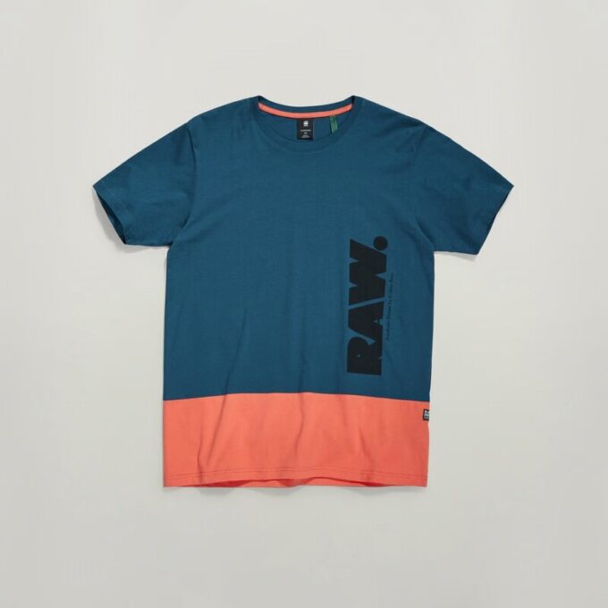 Färgblock RAW. T-shirt Färgblock RAW. T-shirt