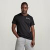 Grafisk ribbad t-shirt