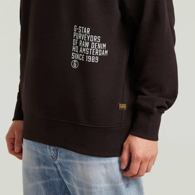 Hoodie med grafisk baksida Hoodie med grafisk baksida