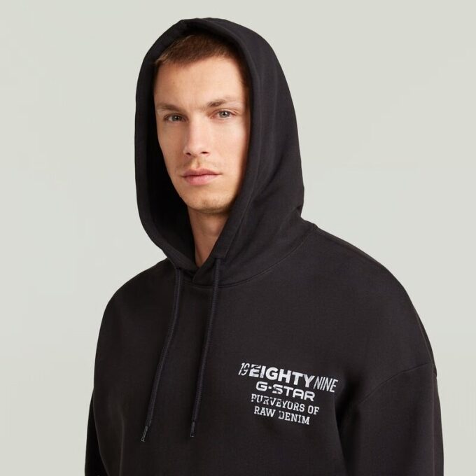 Hoodie med grafisk baksida Hoodie med grafisk baksida