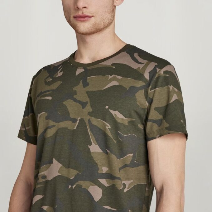 Kamouflage-t-shirt Kamouflage-t-shirt