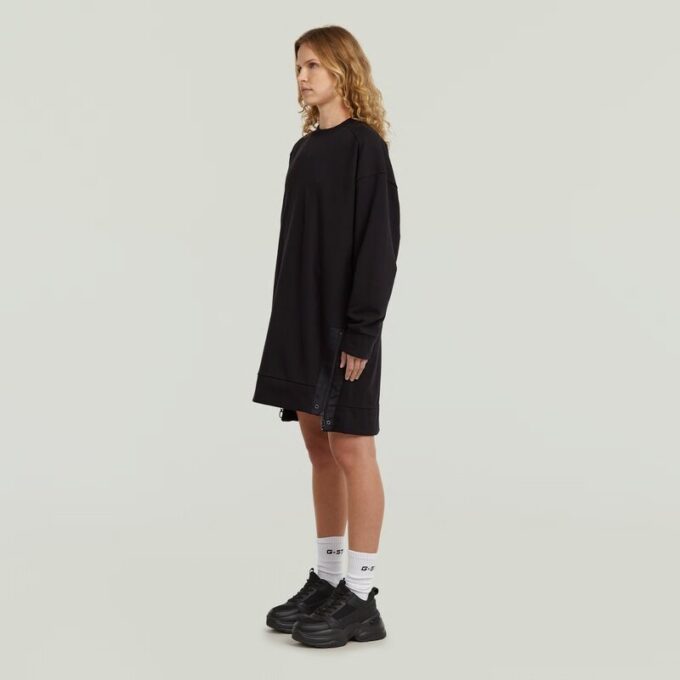 Klänning med dragkedja i bikerstil Klänning med dragkedja i bikerstil