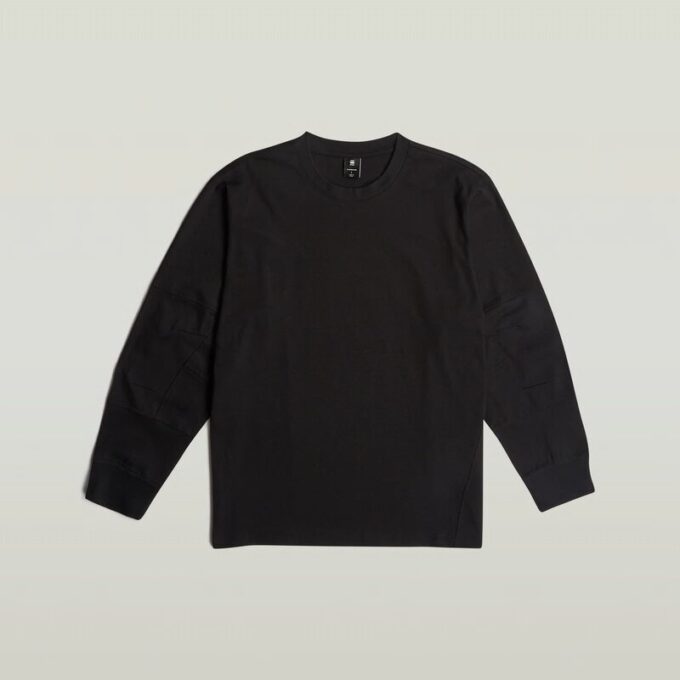 Konstruerad lös t-shirt