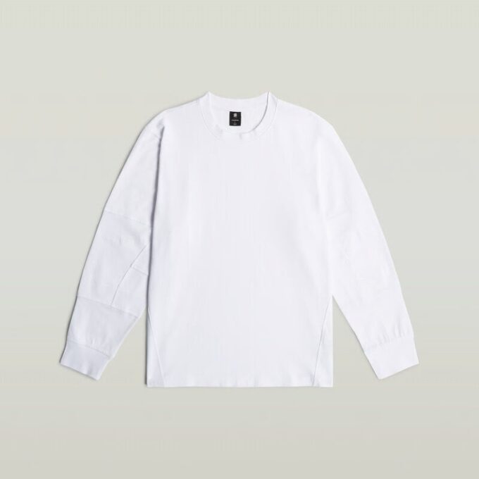 Konstruerad lös t-shirt