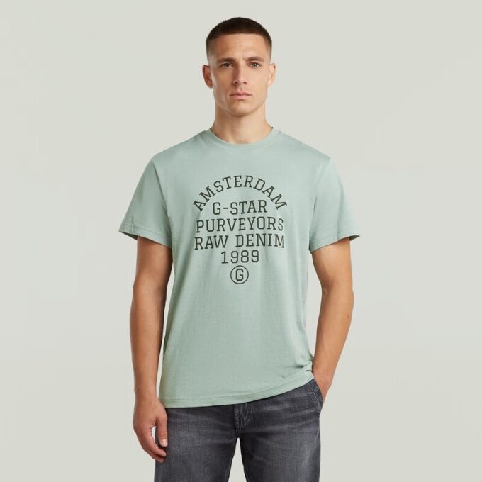 Leverantörer Graphic T-shirt Leverantörer Graphic T-shirt