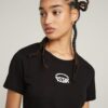 Liten topp med logotyp i mitten Liten topp med logotyp i mitten