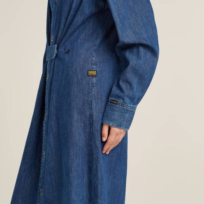 Lång skjortklänning med flik Lång skjortklänning med flik