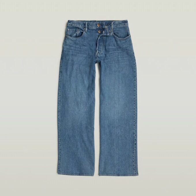 Långa, lösa jeans med fickor