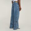 Långa, lösa jeans med fickor