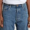Långa, lösa jeans med fickor