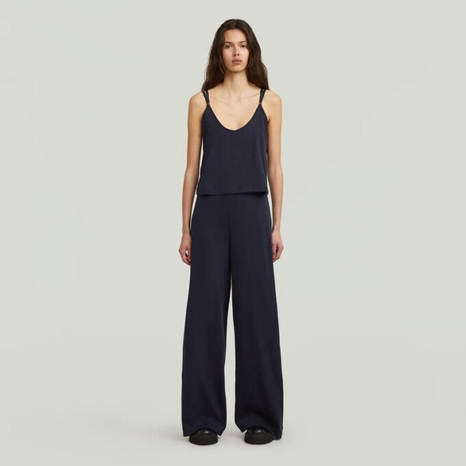 Lös jumpsuit med spaghettiband Lös jumpsuit med spaghettiband