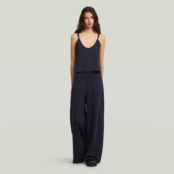 Lös jumpsuit med spaghettiband Lös jumpsuit med spaghettiband