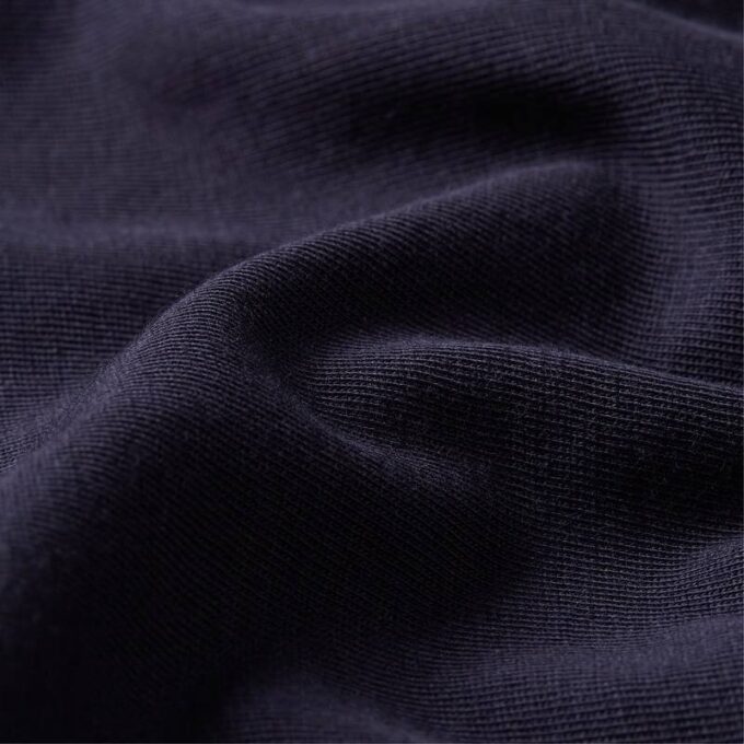 Lös T-shirtklänning med sadelärm Lös T-shirtklänning med sadelärm