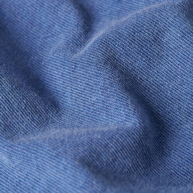 Löst T-shirt med flerfärgad logotyp