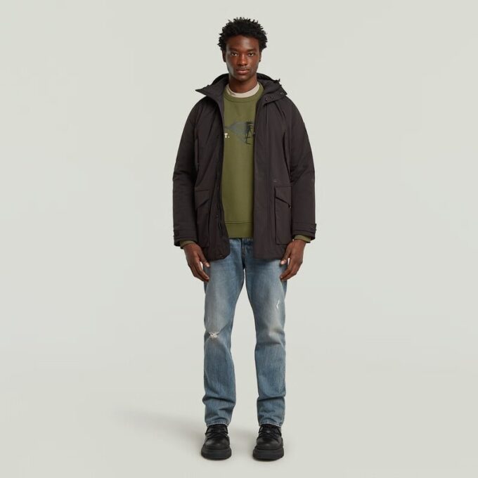 Parkas med flera fickor och vadderad jacka Parkas med flera fickor och vadderad jacka