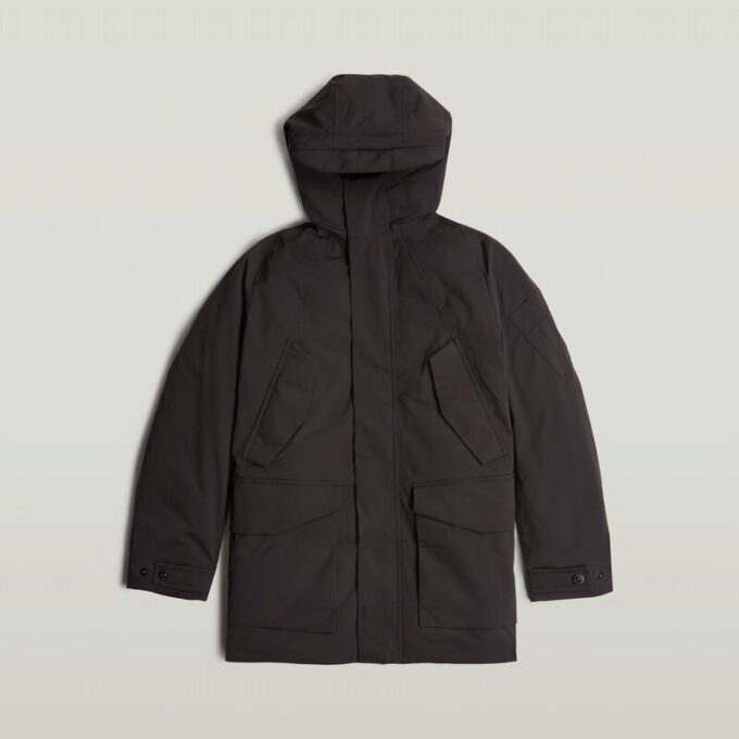Parkas med flera fickor och vadderad jacka Parkas med flera fickor och vadderad jacka