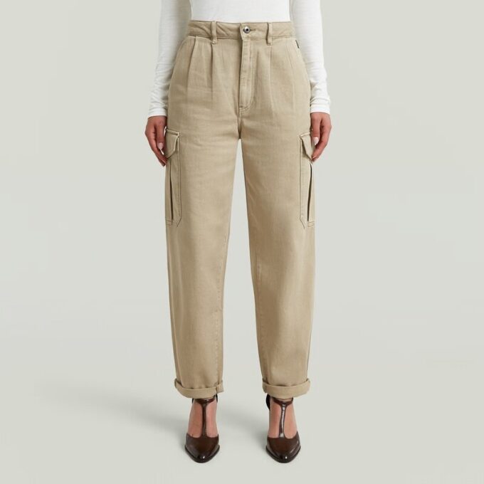 Plisserad avsmalnande cargo chino