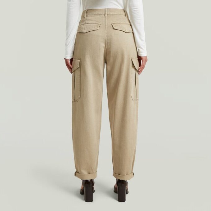 Plisserad avsmalnande cargo chino