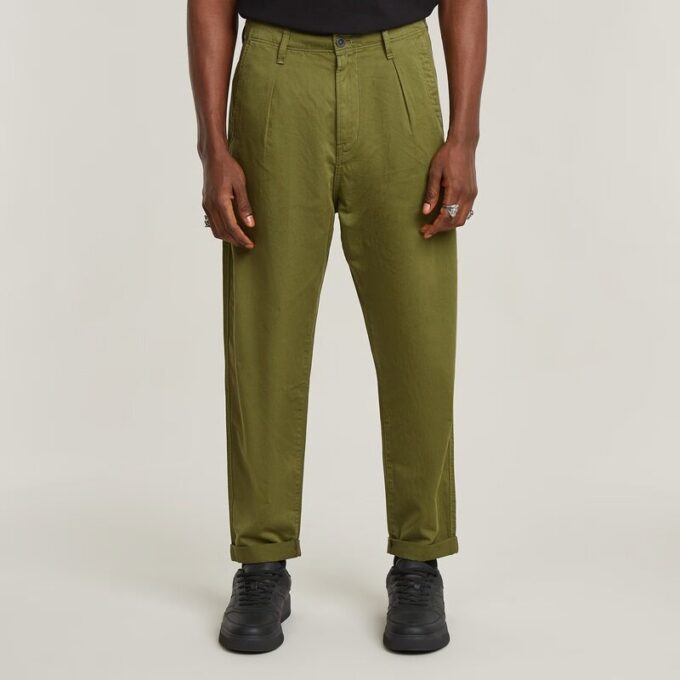 Plisserad chino med avsmalnande passform Plisserad chino med avsmalnande passform