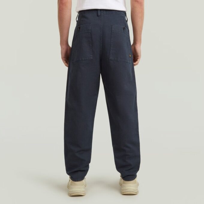 Plisserad chino med avsmalnande passform Plisserad chino med avsmalnande passform