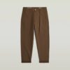 Plisserad chino med avsmalnande passform Plisserad chino med avsmalnande passform