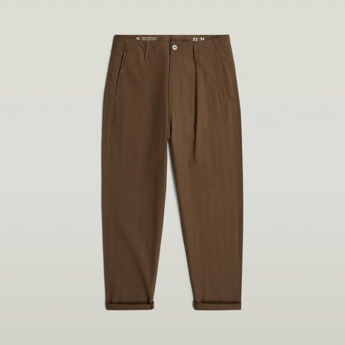 Plisserad chino med avsmalnande passform Plisserad chino med avsmalnande passform
