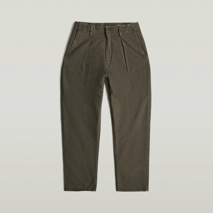 Plisserad chino med avsmalnande passform Plisserad chino med avsmalnande passform