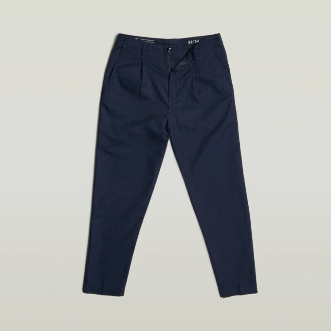 Plisserad chino med avsmalnande passform Plisserad chino med avsmalnande passform