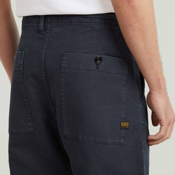 Plisserad chino med avsmalnande passform Plisserad chino med avsmalnande passform