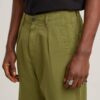 Plisserad chino med avsmalnande passform Plisserad chino med avsmalnande passform