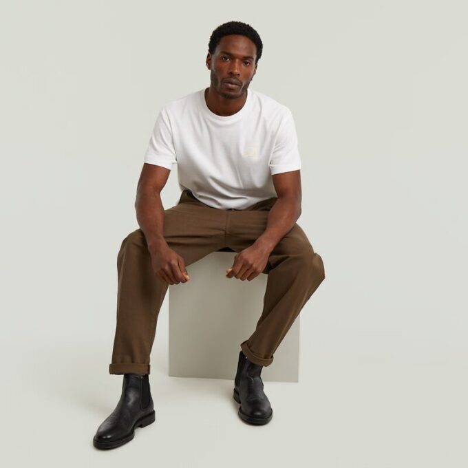 Plisserad chino med avsmalnande passform Plisserad chino med avsmalnande passform