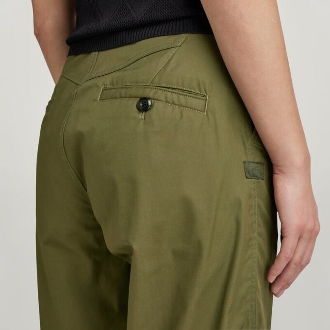 Plisserad chino med hög midja